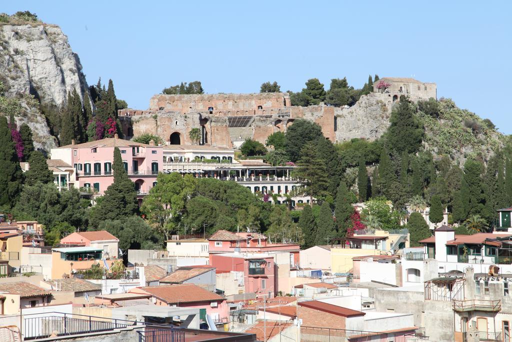 Panoramica Sul Mare - Taormina Apartamento Exterior foto