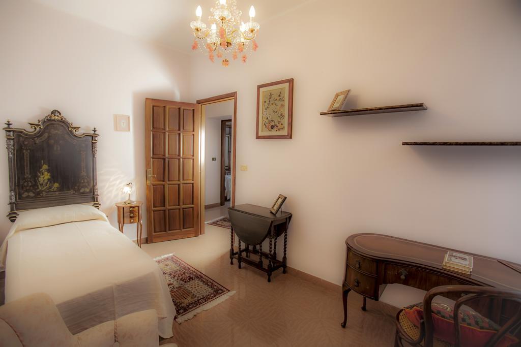 Panoramica Sul Mare - Taormina Apartamento Exterior foto